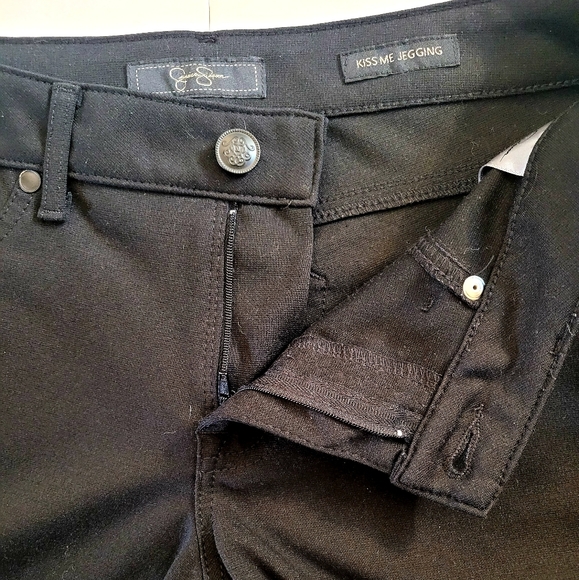 JessicaSimpson KissMe Jegging - Picture 4 of 10
